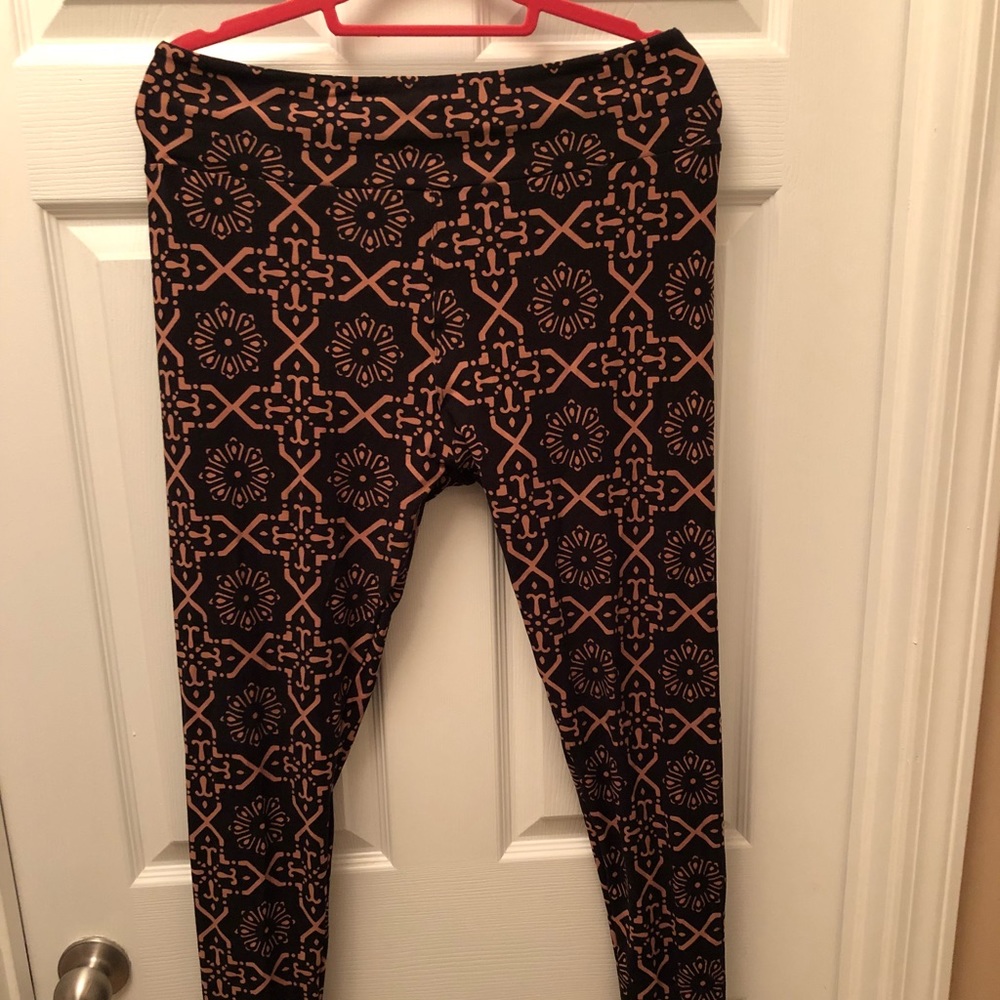 LulaRoe TC Leggings
