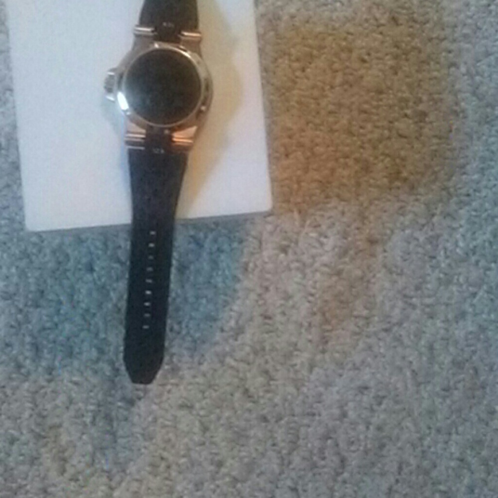 Watch - Picture 3 of 3