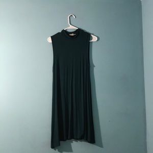 Sleeveless dress