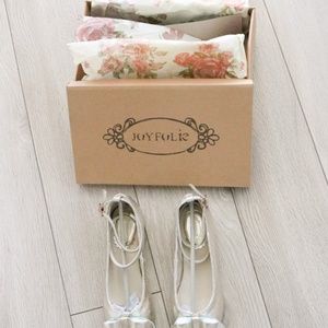 NEW Joyfolie champagne gold flats peep-toe & strap