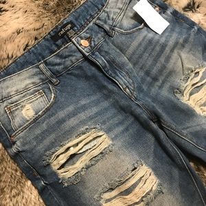 Distressed Skinny Jeans