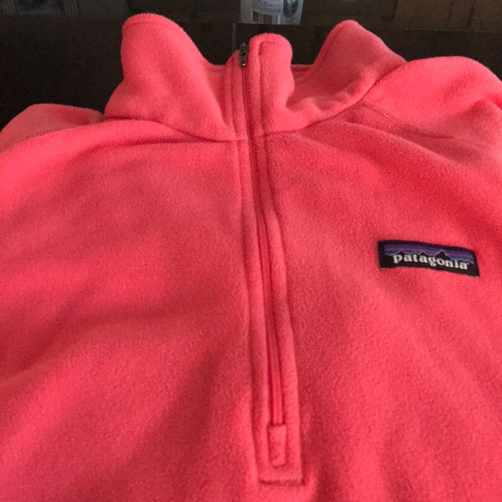 Women’s pink Patagonia fleece