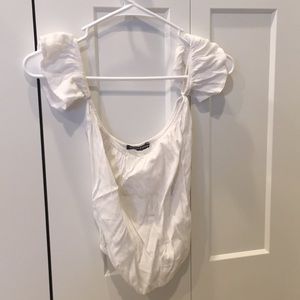 Brandy Melville Beccah off the shoulder crop top