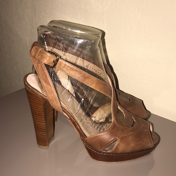 STUART WEITZMAN Sandals - Picture 2 of 3