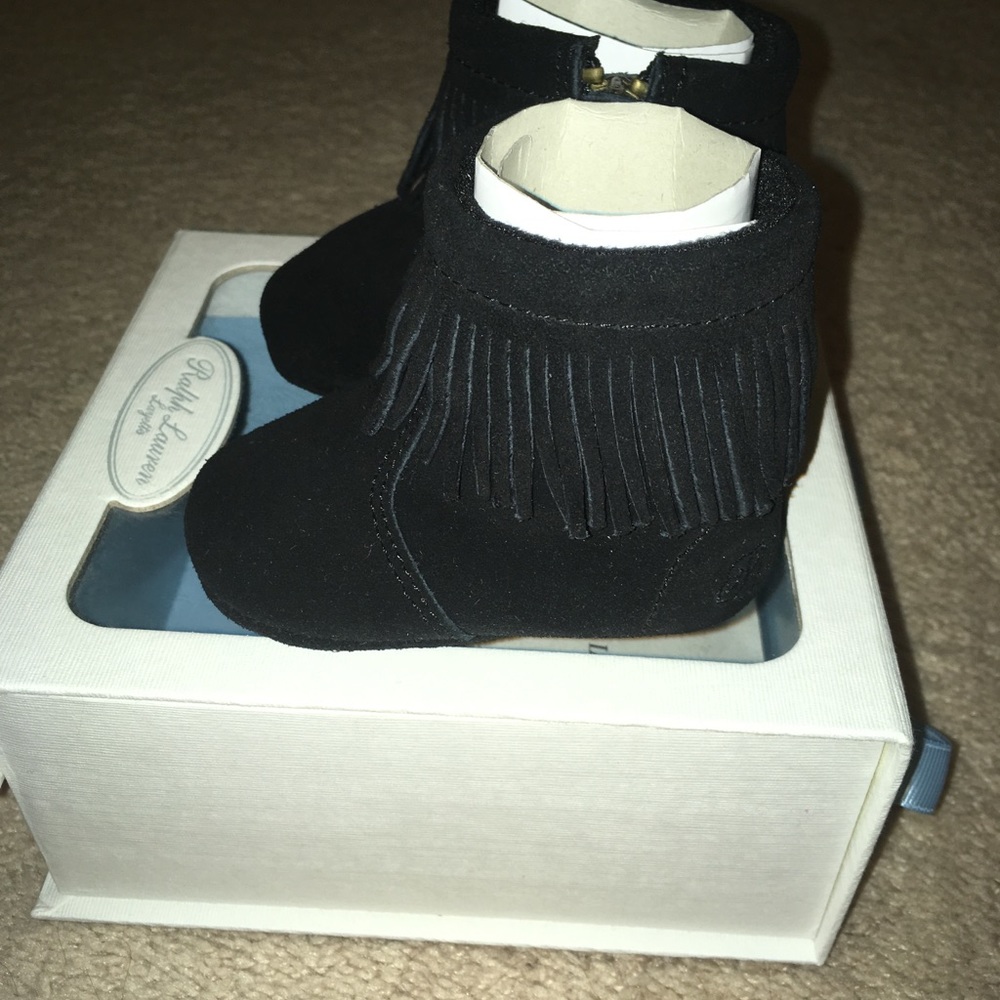 Ralph Lauren Infant suede fringed booties