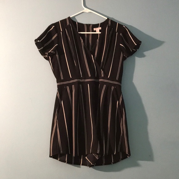 Romper - Picture 1 of 2
