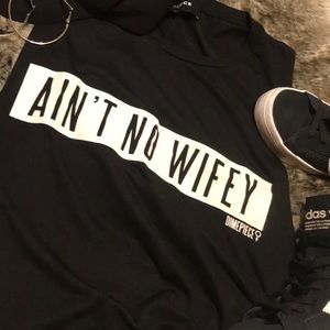 AINT NO WIFIE muscle tee