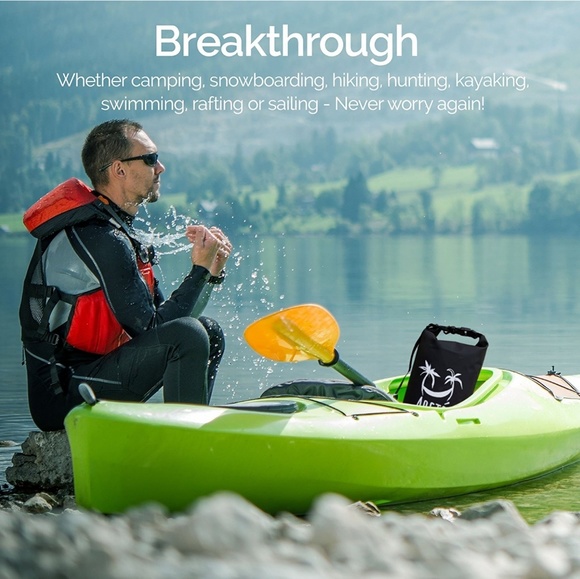 Travel and Leisure Waterproof Dry Bag (10L) - Picture 2 of 7