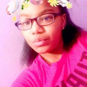 Meet your Posher, Kiara