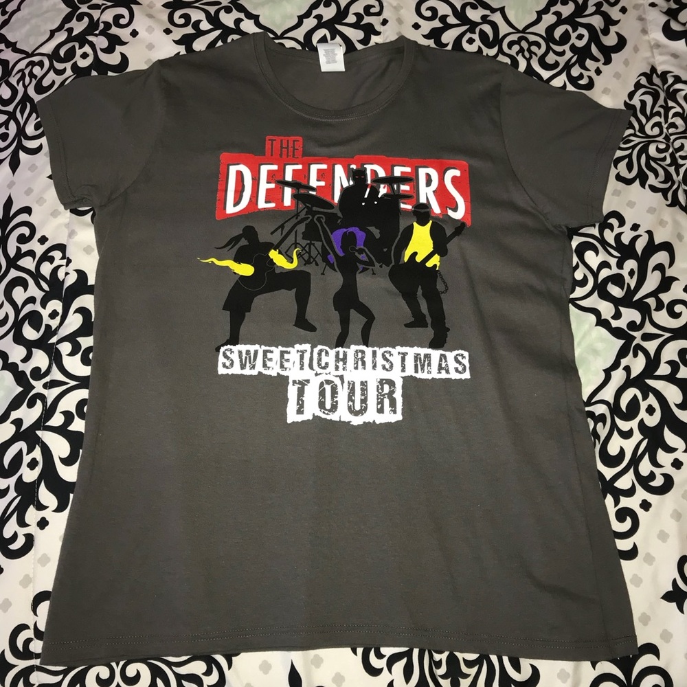 Marvel The Defenders T shirt