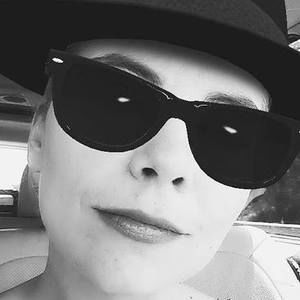 Meet your Posher, Shelly