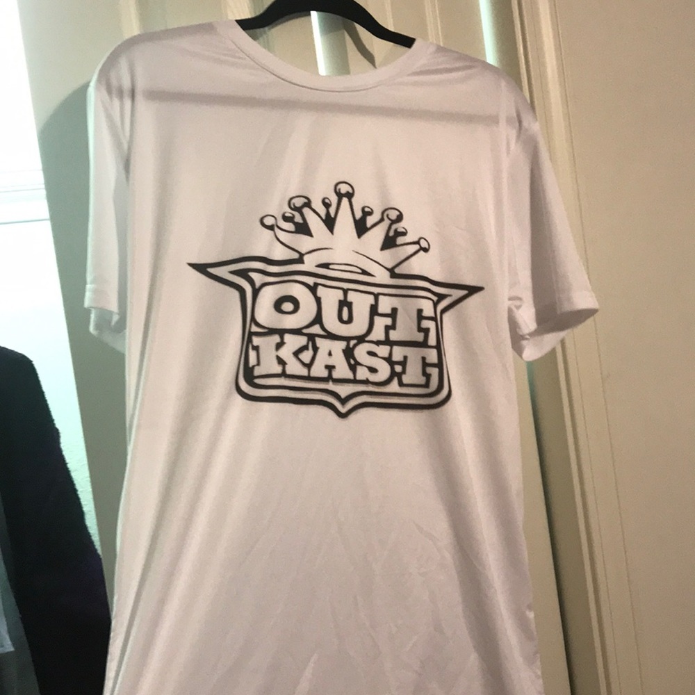 L Outkast T shirt
