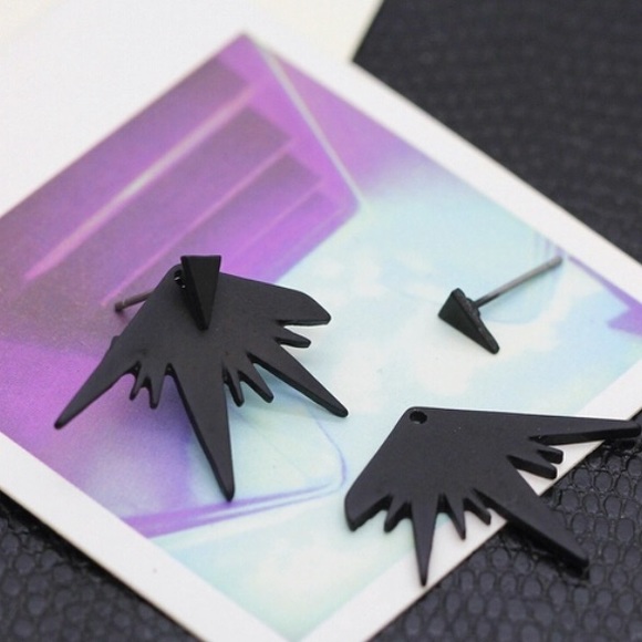 Spike Geometric Earrings - Picture 4 of 6