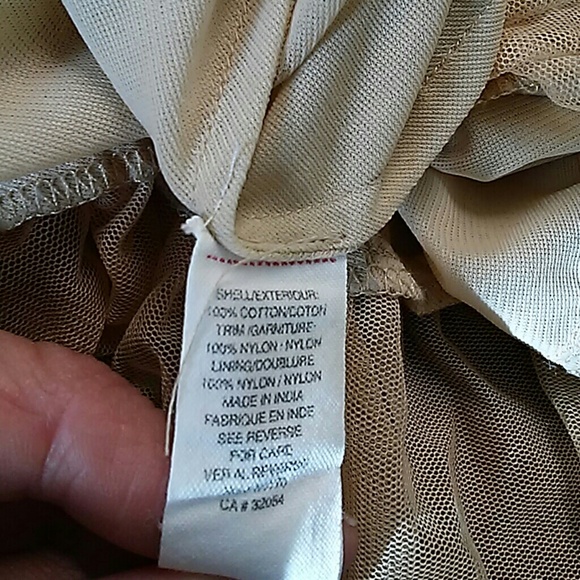 Free People mini dress. Lace trim Floral contrast - Picture 7 of 7