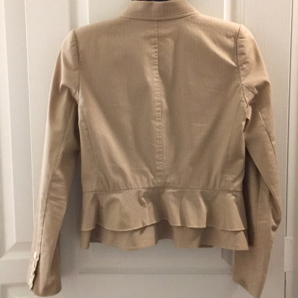 Blazer - Picture 4 of 4