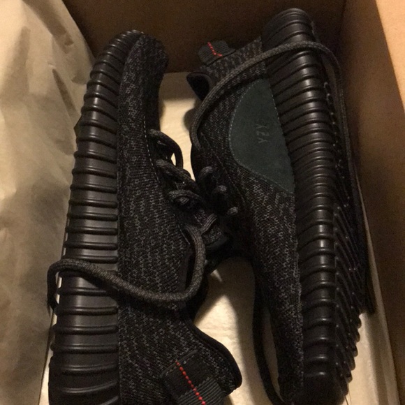 Yeezy pirate black main image 5