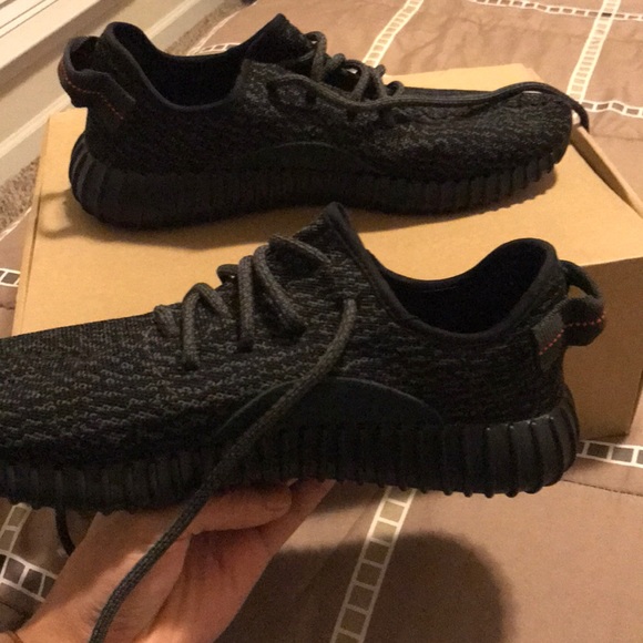 Yeezy pirate black main image 4