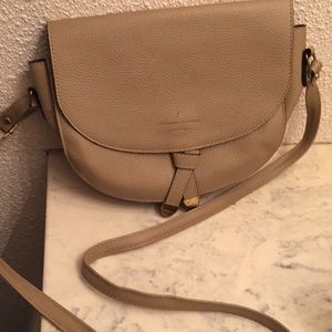 Nude crossbody with gold details!