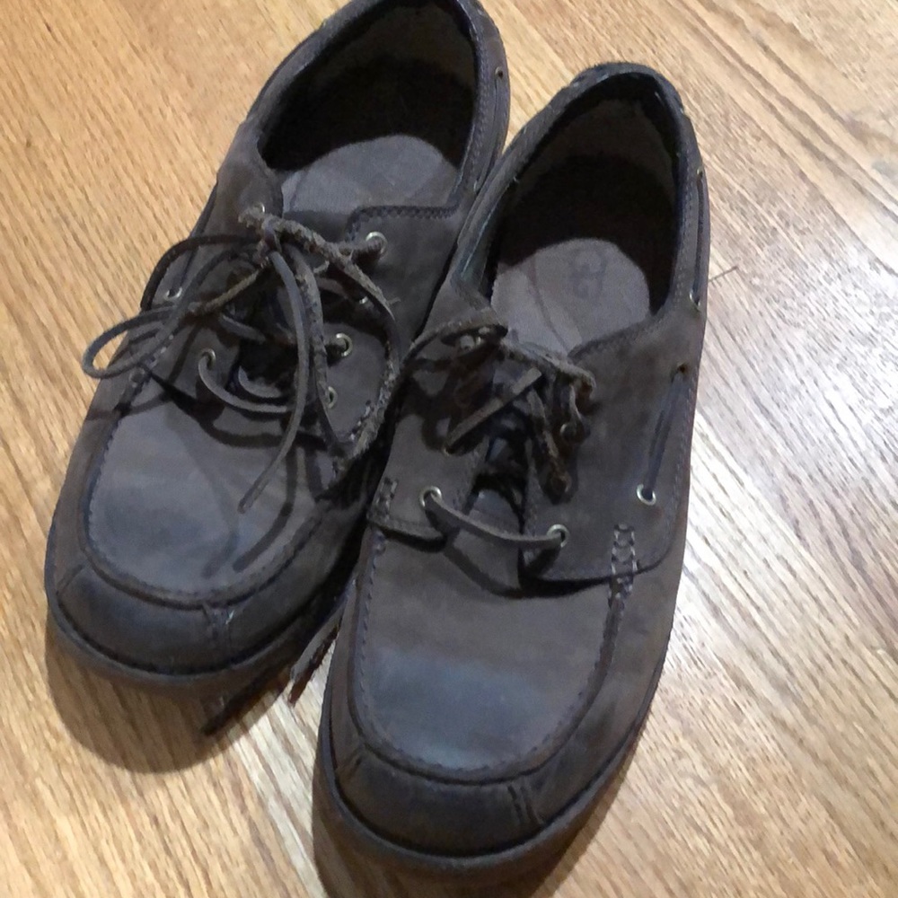 Men’s Ugg Low Top Boots