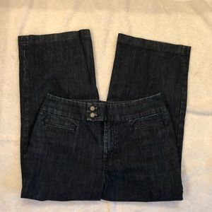 🎉REDUCED🎉CHICOS PLATINUM WIDE LEG CAPRIS