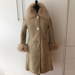 Coach 100% Lamb Shearling Coat with Fox fur Collar