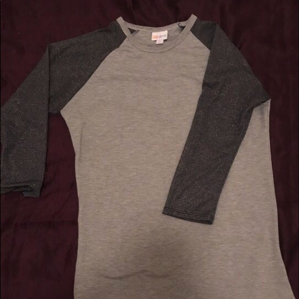 LuLaRoe Randy Tee Navy/Gold- Small