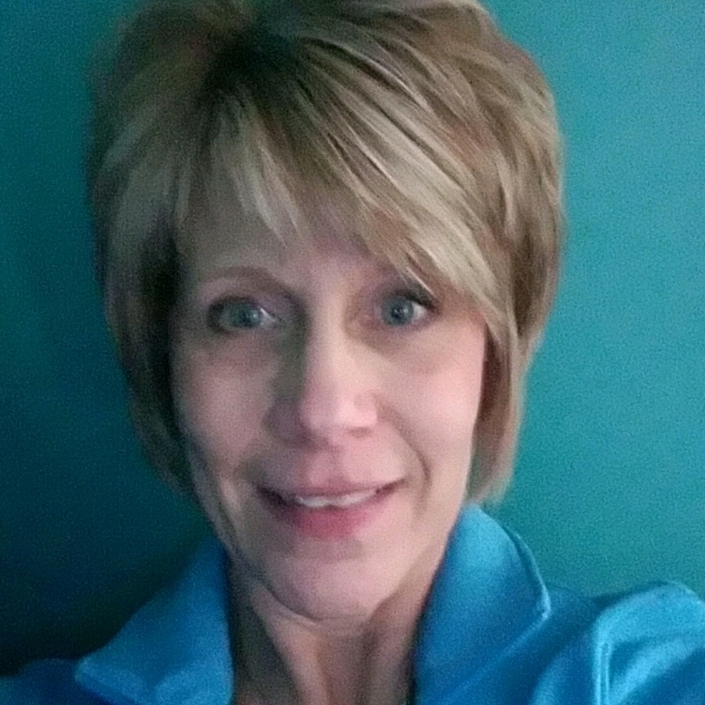 Meet your Posher, Angela