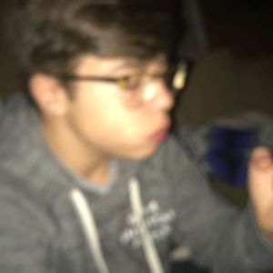 Meet your Posher, Ethan