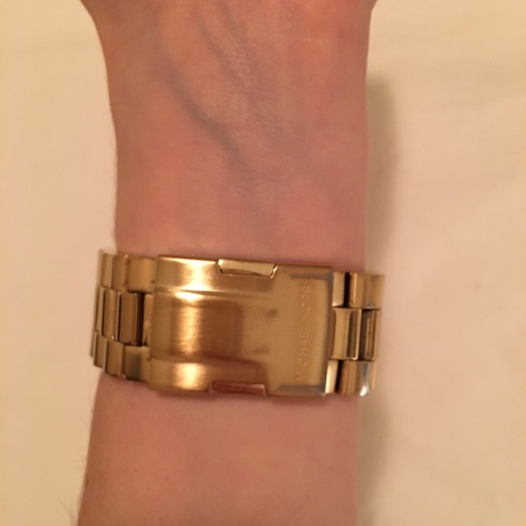 Michael Kors gold-tone watch - Picture 3 of 8