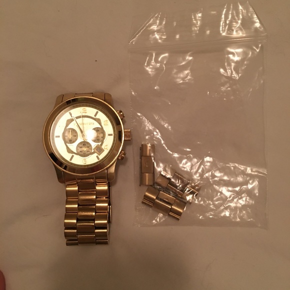 Michael Kors gold-tone watch - Picture 6 of 8