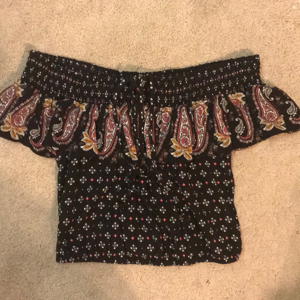 Black off the shoulder crop