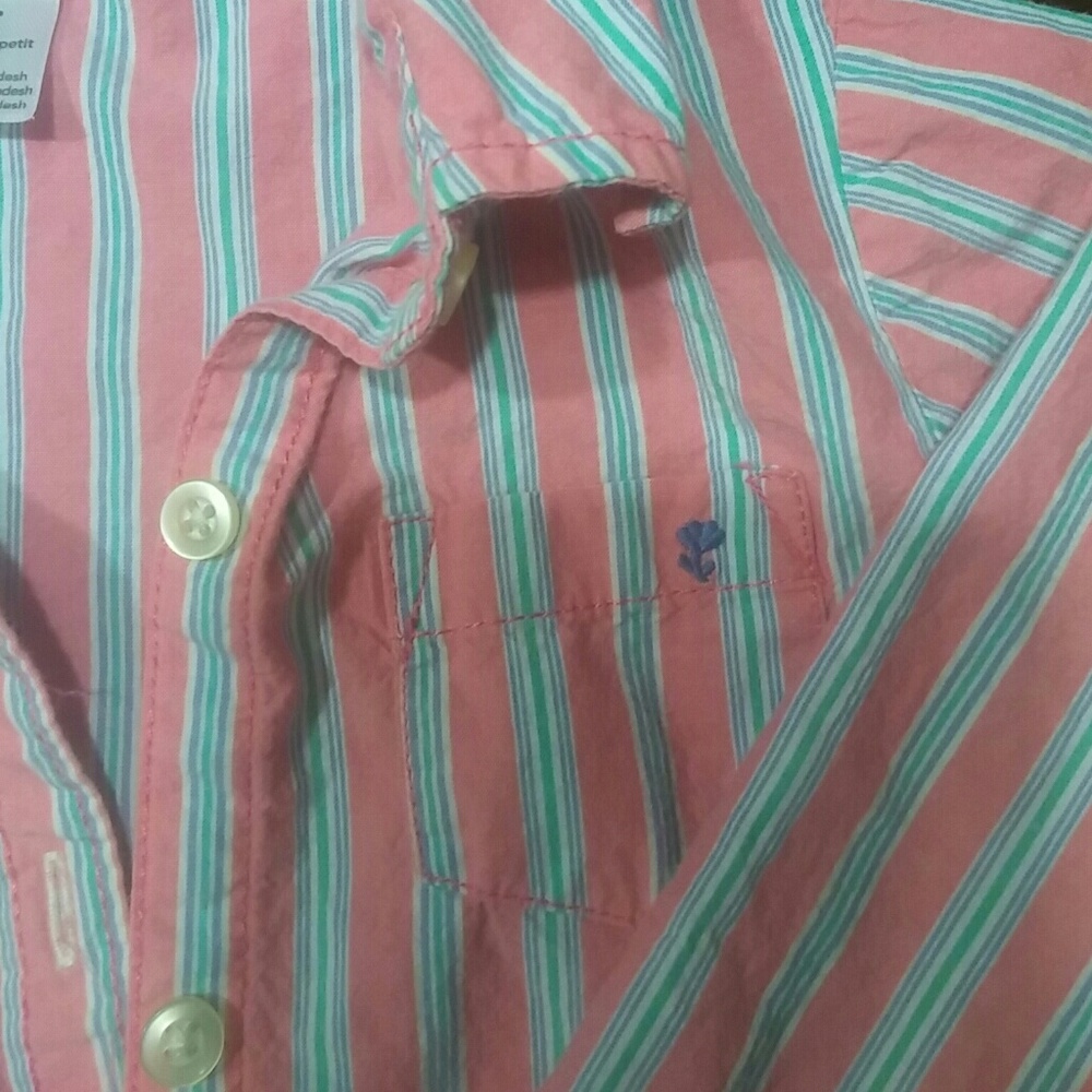 2 button down shirts - Picture 5 of 6