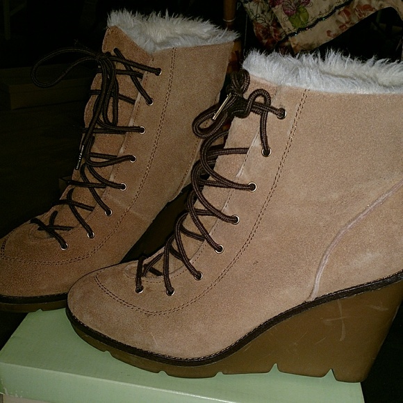 Michael Kors boots - Picture 3 of 5