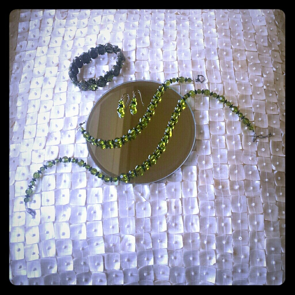 1 of a Kind Necklace, Bracelet, Earrings Set + 1