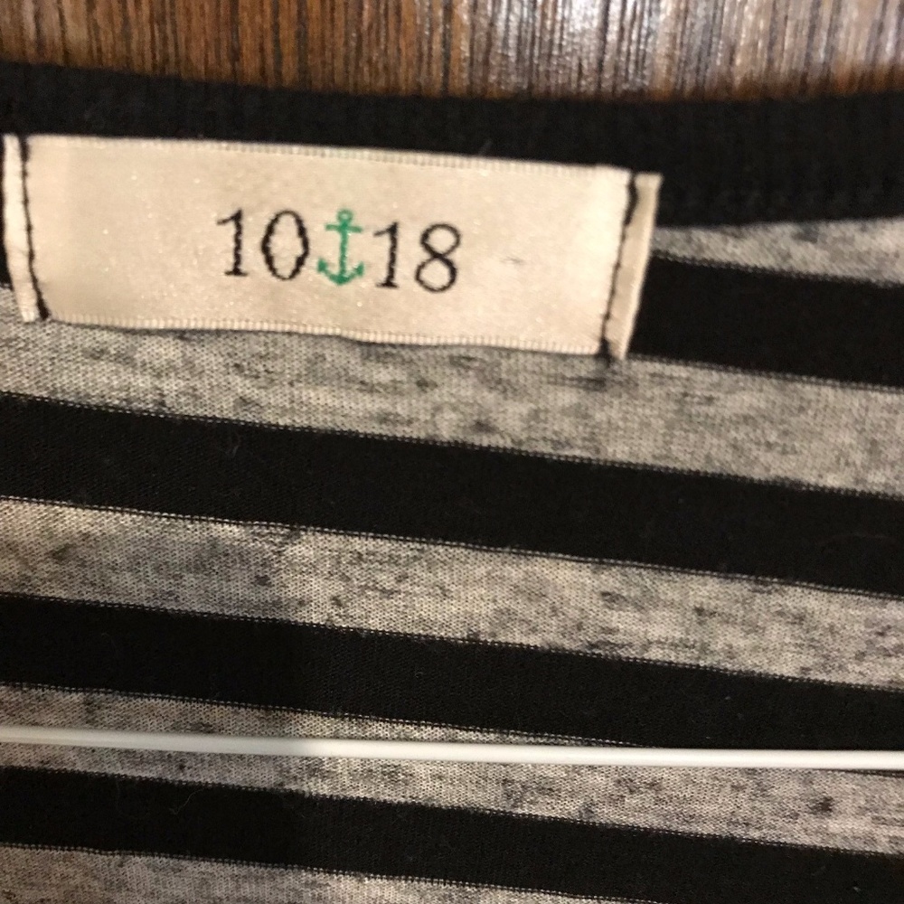 Striped Cardigan with Ruched Sheer Panel - Picture 4 of 4