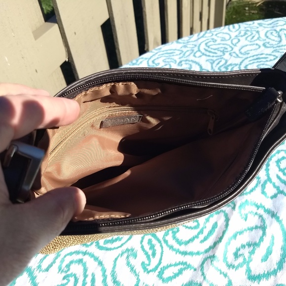 THE SAK!  INDESTRUCTIBLE!  LIKE NEW!  HURRY! - Picture 7 of 7