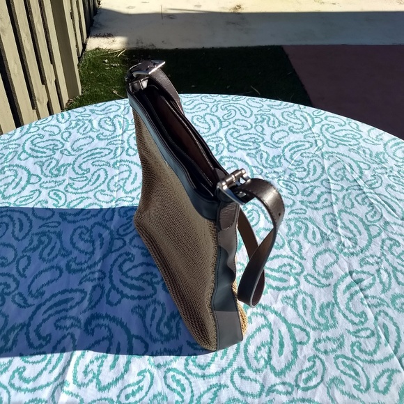 THE SAK!  INDESTRUCTIBLE!  LIKE NEW!  HURRY! - Picture 4 of 7