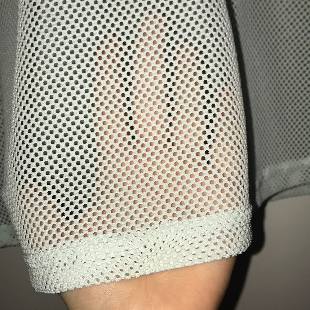 Mesh/fishnet short sleeve t-shirt in mint - Picture 2 of 3