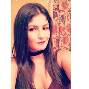 Meet your Posher, Beatriz