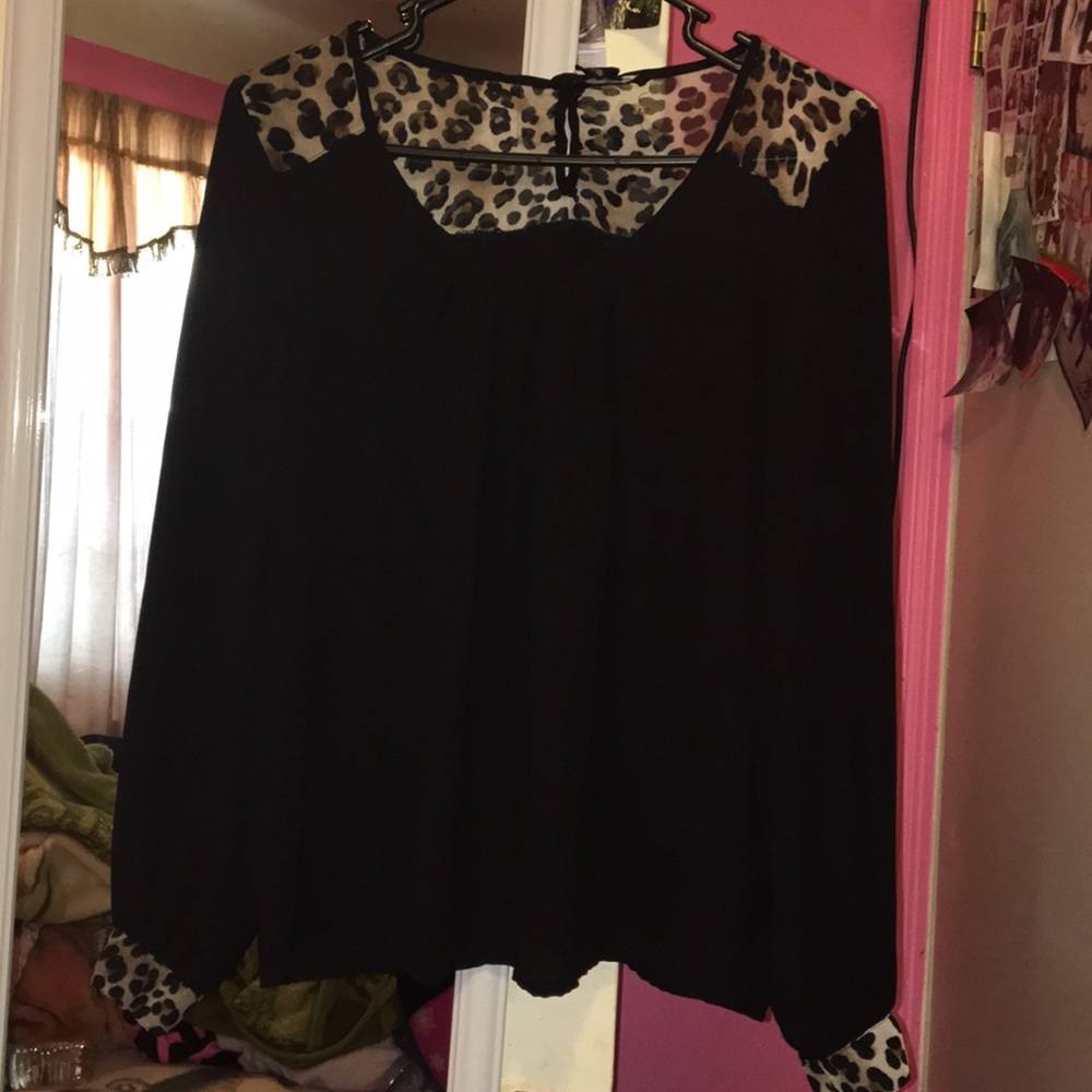 Leopard black blouse