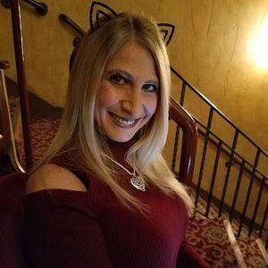 Meet your Posher, Cammie