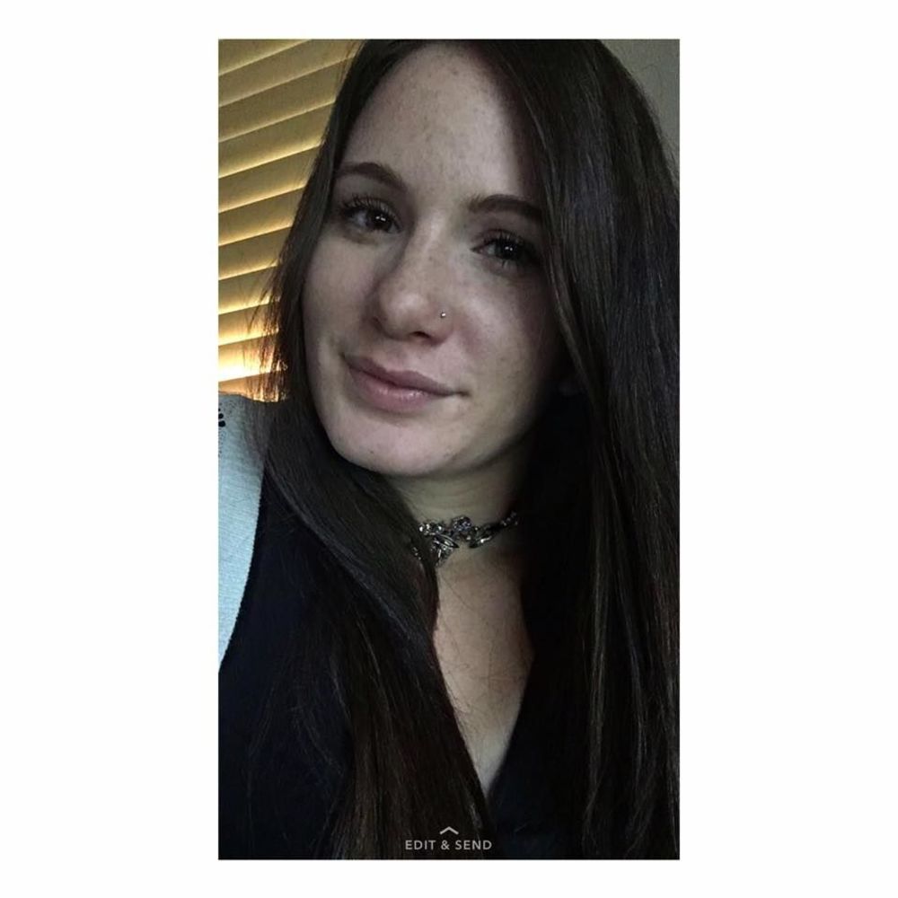 Meet your Posher, Tiffany