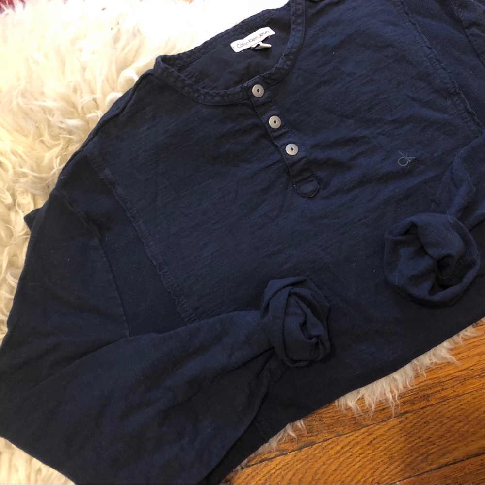 Calvin Klein Men’s Basic Long Sleeve T-shirt
