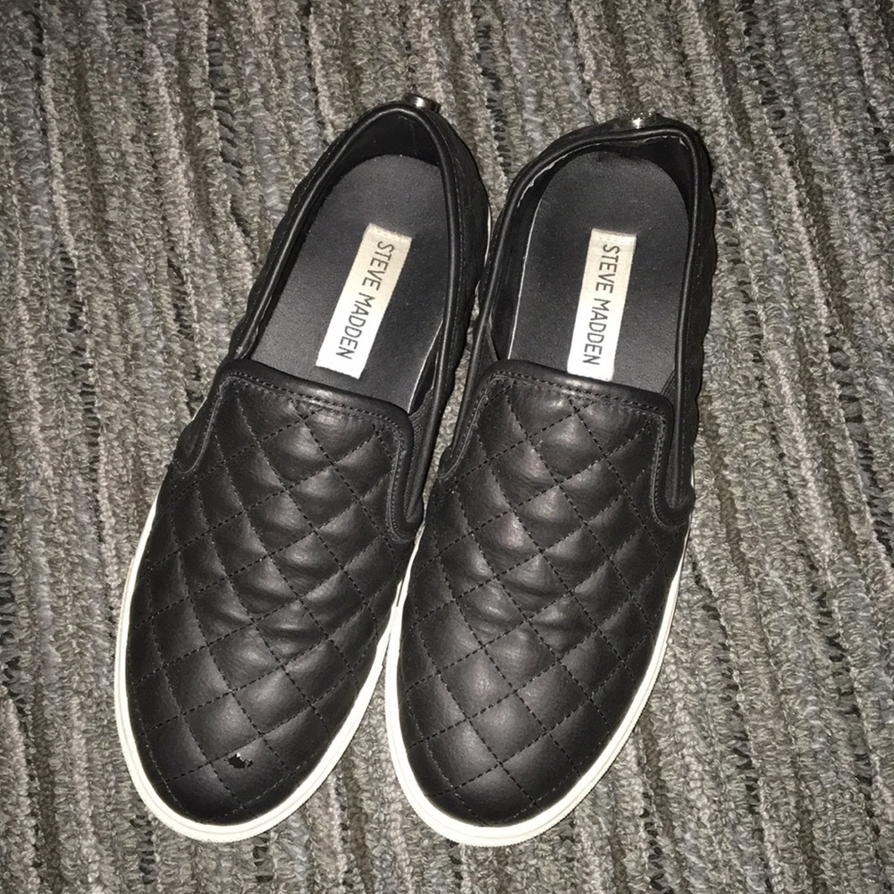 Steve Madden faux leather slip ons