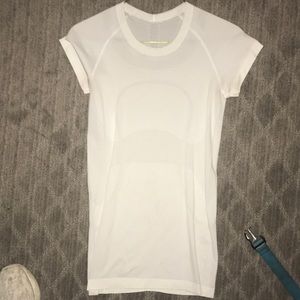 Lululemon Swiftly Tech Short Sleeve Crew