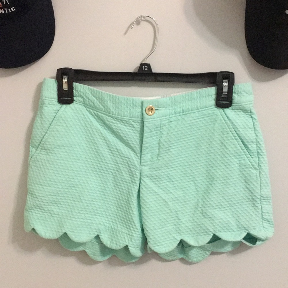 Lilly Pulitzer Scallop Shorts
