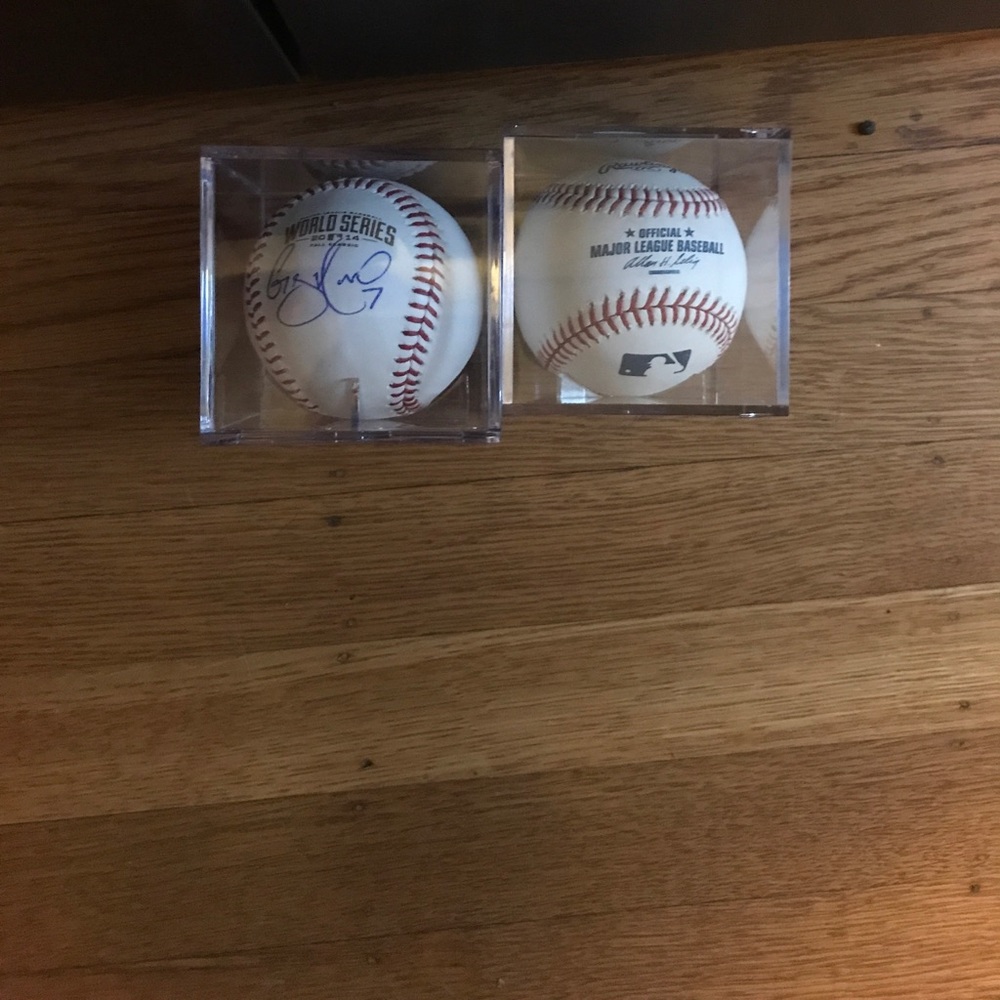 100% AUTHENTIC signed baseball