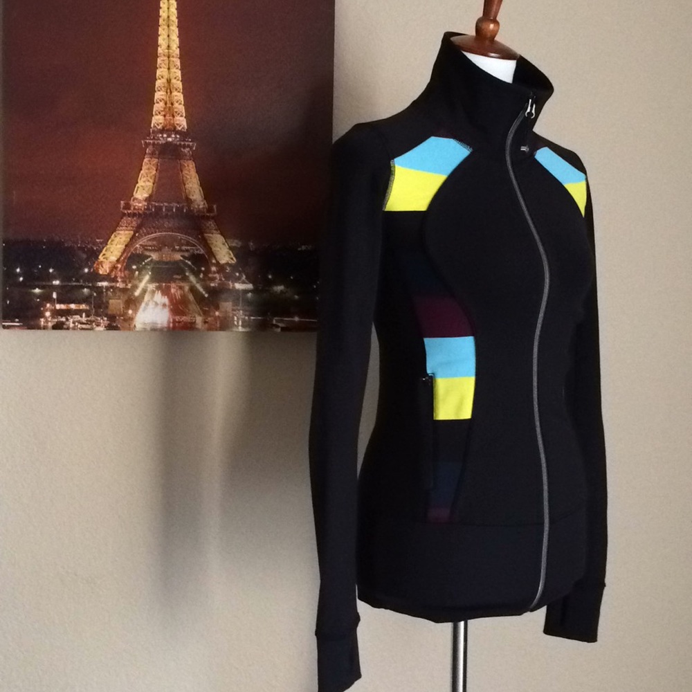 Lululemon 🤗 forme define Scuba Jacket sweater