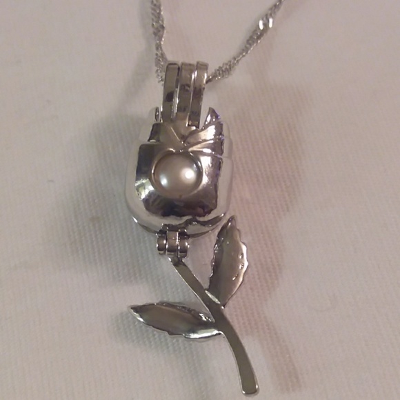 925 silver rose pearl cage locket necklace - Picture 2 of 3
