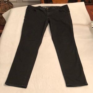 American Eagle black Jeggings sz 18 super stretch